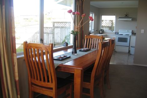 Photo of property in 49 Ashton Fitchett Drive, Brooklyn, Wellington, 6021