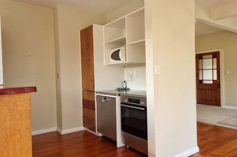 Photo of property in 24 Weld Street, Martinborough, 5711