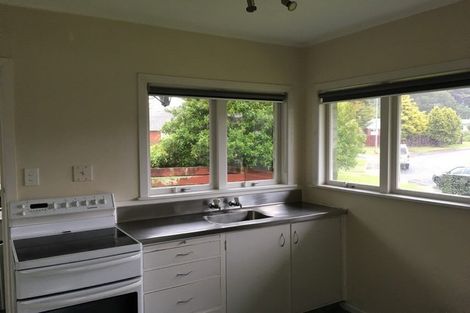 Photo of property in 26 Evelyn Place, Hillcrest, Auckland, 0627