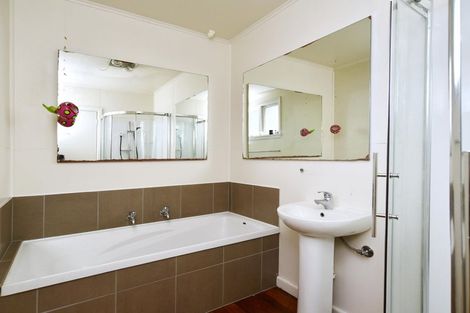 Photo of property in 217 Greers Road, Bryndwr, Christchurch, 8053