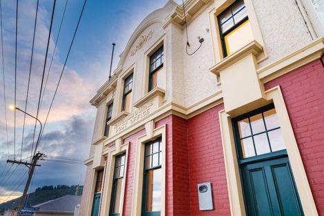 Photo of property in 247 Ravensbourne Road, Ravensbourne, Dunedin, 9022