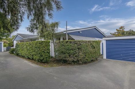 Photo of property in 2/98 Office Road, Merivale, Christchurch, 8014