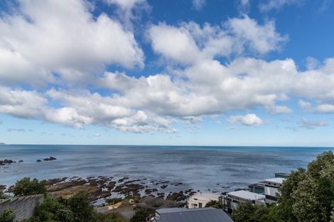 Photo of property in 14/52 High Street, Island Bay, Wellington, 6023