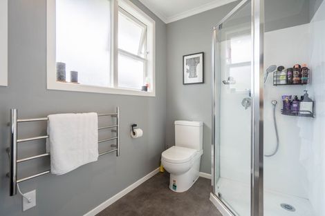 Photo of property in 16 Kaka Road, Raumati Beach, Paraparaumu, 5032