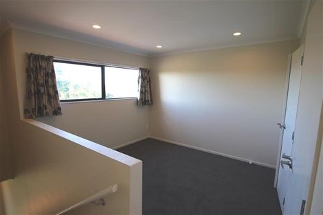 Photo of property in 86d Naylors Drive, Mangere, Auckland, 2022