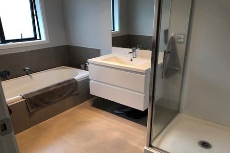 Photo of property in 10 Teatree Close, Huntington, Hamilton, 3210