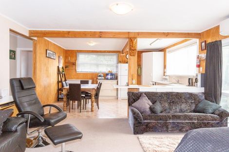 Photo of property in 9 Taplin Quay, Waitotara, Whanganui, 4588