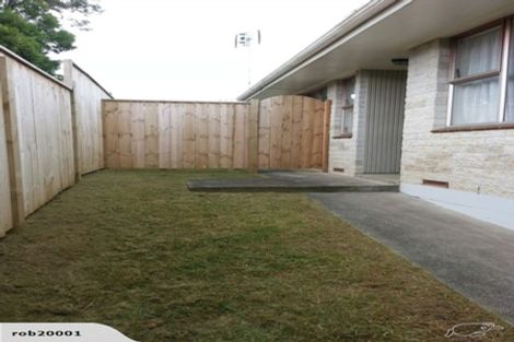 Photo of property in 2/28 Oakland Avenue, Papatoetoe, Auckland, 2025