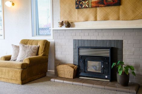 Photo of property in 2/31 Wintere Road, Papatoetoe, Auckland, 2025