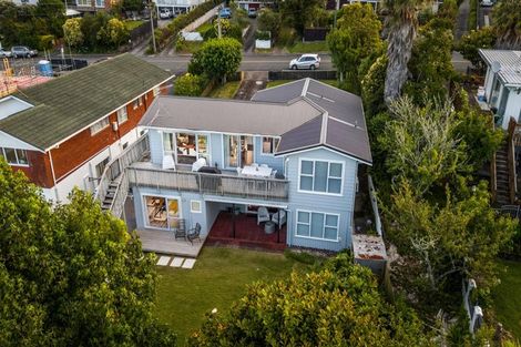 Photo of property in 56 Colwill Road, Massey, Auckland, 0614