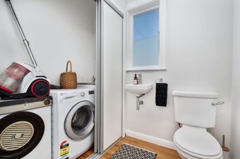 Photo of property in 2 Kent Street, Gate Pa, Tauranga, 3112