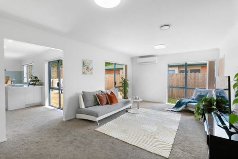 Photo of property in 13 Gerolds Place, Flat Bush, Auckland, 2019