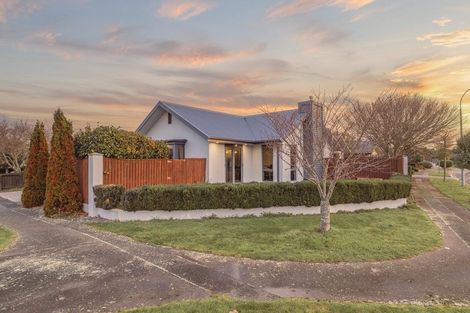 Photo of property in 5 Excalibur Place, Burwood, Christchurch, 8083