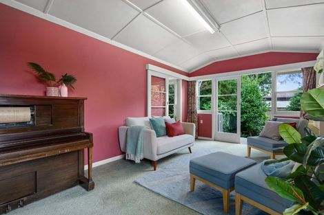 Photo of property in 57 Bowen Street, Cambridge, 3434