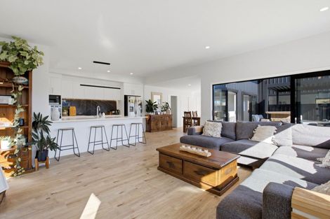 Photo of property in 12 Bob Carter Place, Welcome Bay, Tauranga, 3175