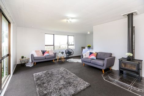 Photo of property in 72 Hume Street, Waitara, 4320