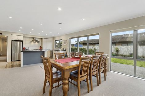 Photo of property in 44 Kotuku Drive, Paraparaumu Beach, Paraparaumu, 5032