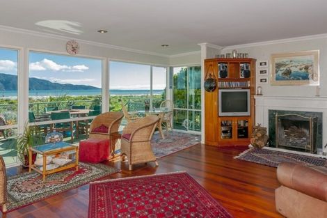 Photo of property in 93 Manly Street, Paraparaumu Beach, Paraparaumu, 5032