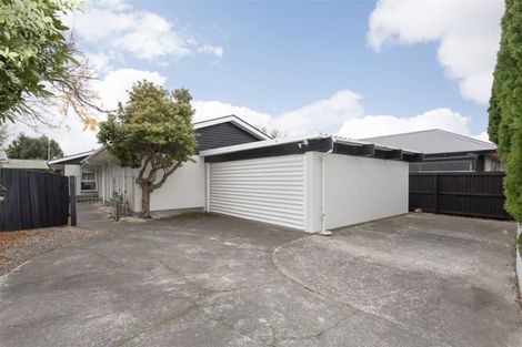 Photo of property in 21 Toorak Avenue, Avonhead, Christchurch, 8042