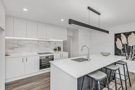 Photo of property in 5 Hawk Close, Rolleston, 7615