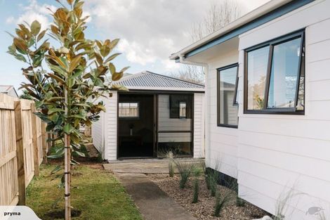 Photo of property in 2/256 Porchester Road, Takanini, 2112