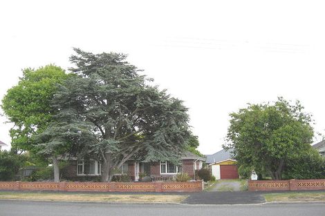 Photo of property in 112 Inwoods Road, Parklands, Christchurch, 8083