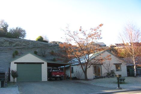 Photo of property in 43 Mcdonnell Road, Arrowtown, 9302