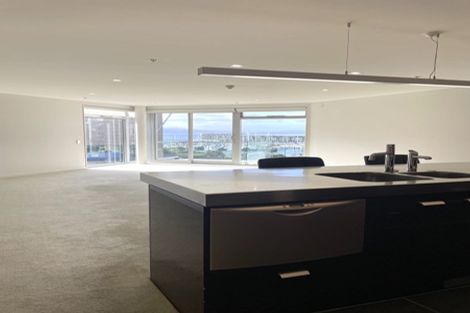 Photo of property in Piermont Apartments, 5c/82 Cable Street, Te Aro, Wellington, 6011