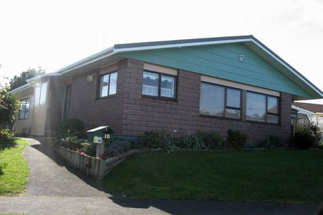 Photo of property in 10 Avon Place, Springvale, Whanganui, 4501