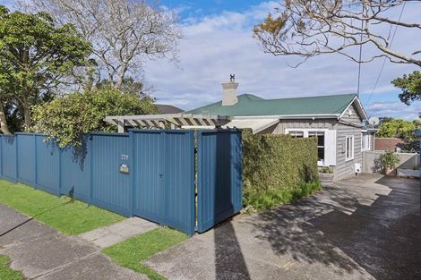 Photo of property in 229 Eskdale Road, Birkenhead, Auckland, 0626