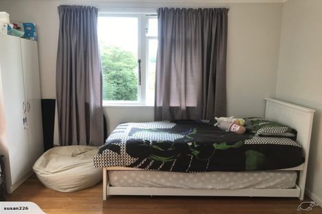 Photo of property in 27 Line Road, Glen Innes, Auckland, 1072