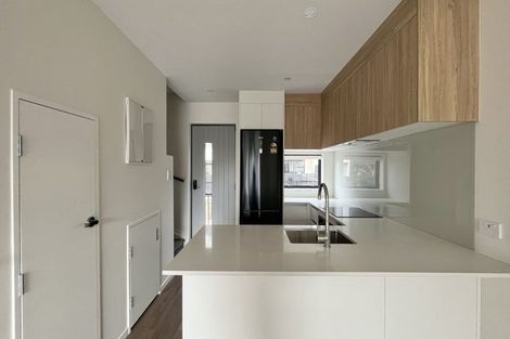 Photo of property in 5/25 Jabuka Street, Glen Eden, Auckland, 0602