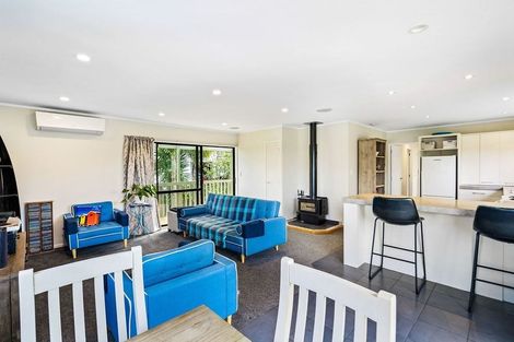 Photo of property in 60 Brian Crescent, Stanmore Bay, Whangaparaoa, 0932