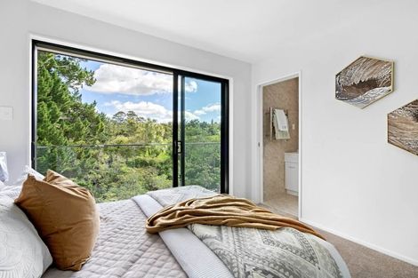 Photo of property in 5/3 Kaimai Avenue, Massey, Auckland, 0614