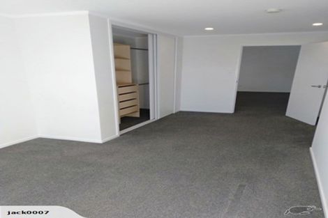 Photo of property in 41 Pohutukawa Avenue, Red Beach, 0932