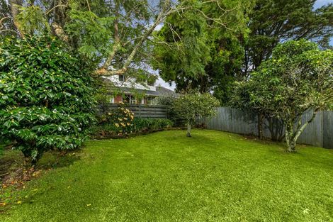 Photo of property in 27 Stanaway Street, Hillcrest, Auckland, 0627