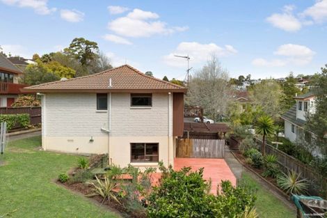 Photo of property in 7 Kallista Place, Browns Bay, Auckland, 0630