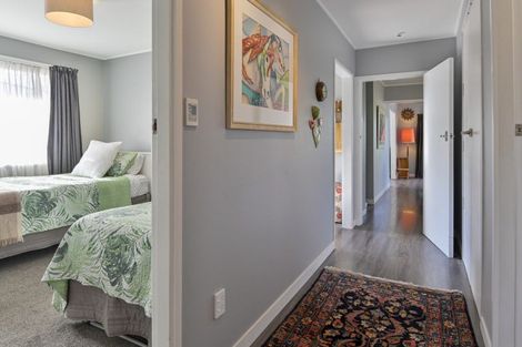 Photo of property in 221 Tudor Avenue, Mayfair, Hastings, 4122