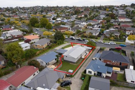 Photo of property in 8 Gossamer Drive, Pakuranga Heights, Auckland, 2010