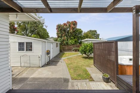 Photo of property in 19 Shrimpton Road, Haumoana, 4102
