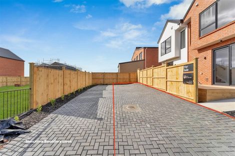 Photo of property in 16 Waimarie Drive, Karaka, 2578