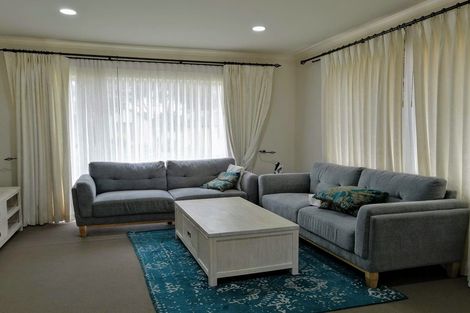 Photo of property in 80 Middlefield Drive, Flat Bush, Auckland, 2016