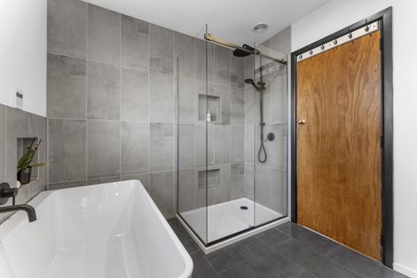 Photo of property in 43 Tararua Terrace, Cloverlea, Palmerston North, 4412