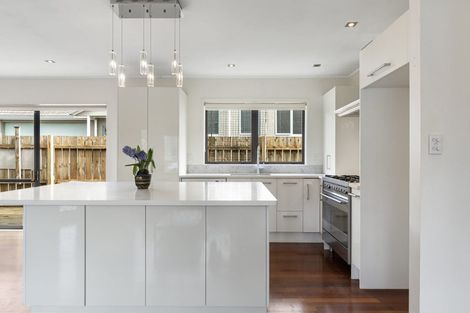 Photo of property in 1/80 Clydesdale Avenue, Somerville, Auckland, 2014