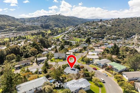 Photo of property in 118 Holborn Drive, Stokes Valley, Lower Hutt, 5019