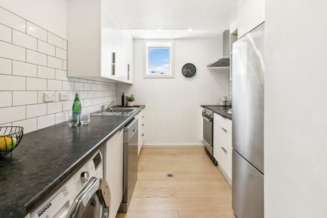 Photo of property in Quantum On Thorndon Quay, 6/163e Thorndon Quay, Pipitea, Wellington, 6011