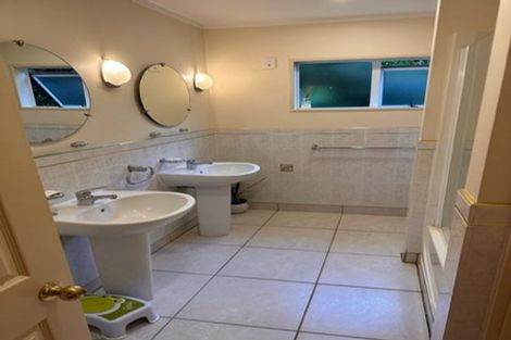 Photo of property in 34 Hythe Terrace, Mairangi Bay, Auckland, 0630