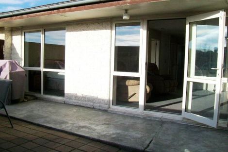 Photo of property in 2/20 Peer Street, Upper Riccarton, Christchurch, 8041