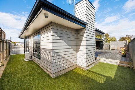 Photo of property in 9a Belvedere Crescent, Takaro, Palmerston North, 4412