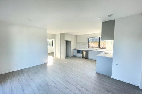 Photo of property in 21 Heathridge Place, Burswood, Auckland, 2013